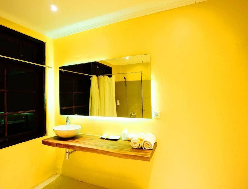 Кинтамани: Puri Bening Lake Front Hotel