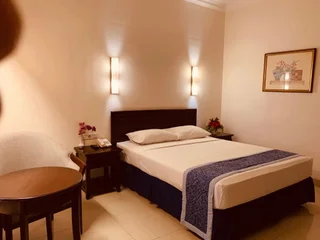 Суракарта: Grand Orchid Hotel