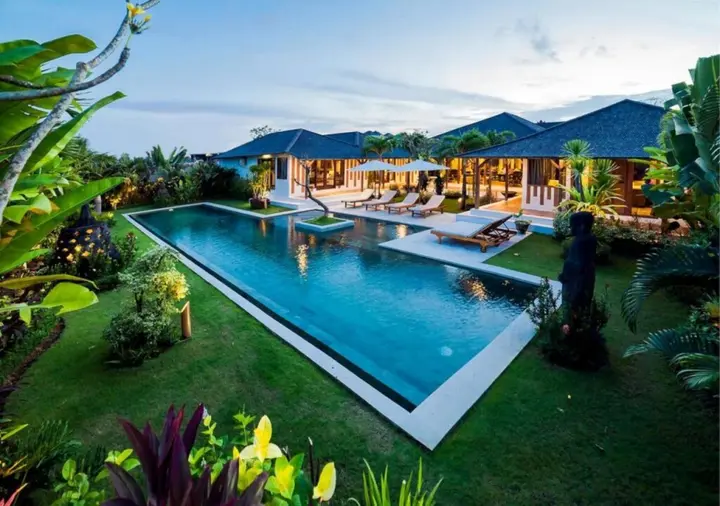 Джимбаран: Jimbaran Balangan Beach Front Villa Nakar