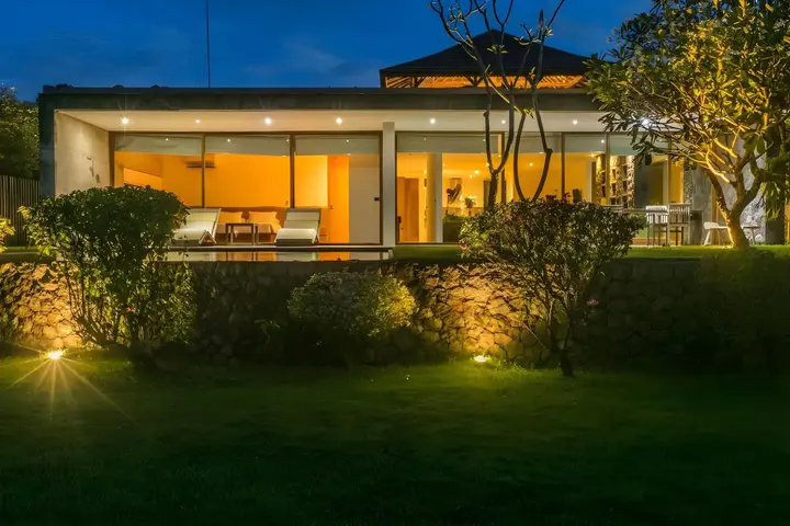 Джимбаран: Jimbaran Balangan Beach Front Villa Nakar
