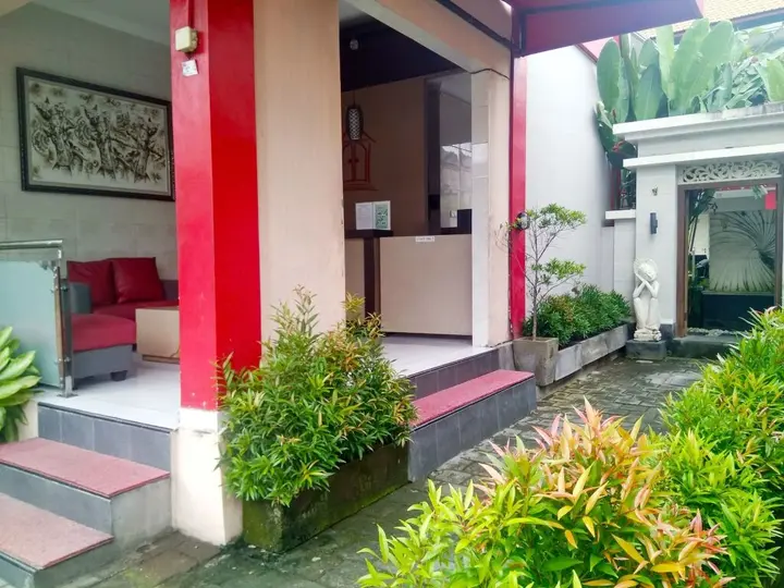 Кута: Angkul Angkul Beach In Kuta