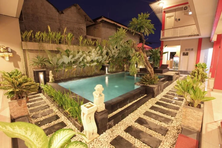 Кута: Angkul Angkul Beach In Kuta