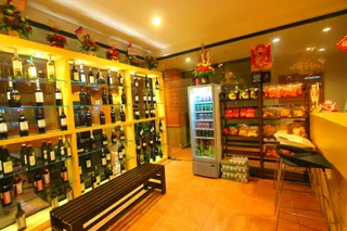 Батам: Lovina Inn Penuin Hotel