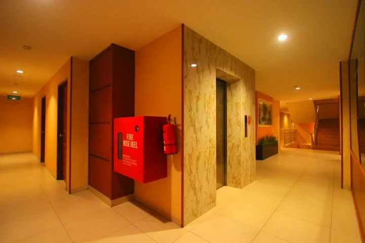 Батам: Lovina Inn Penuin Hotel