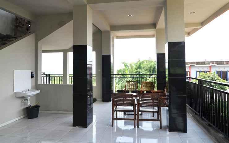 Бату: o3 Homestay