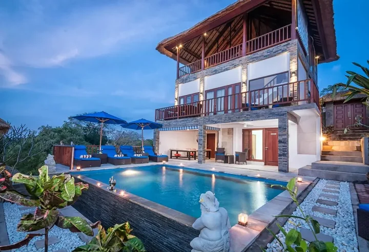 Лембонган-Айленд: Villa Keluarga