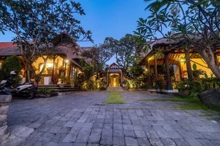 Кута: Radiant Jepun Villa