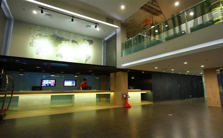 Legok: Ibis Gading Serpong