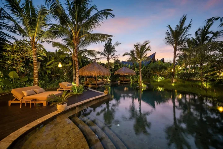 Чангу: Devi Villa Canggu