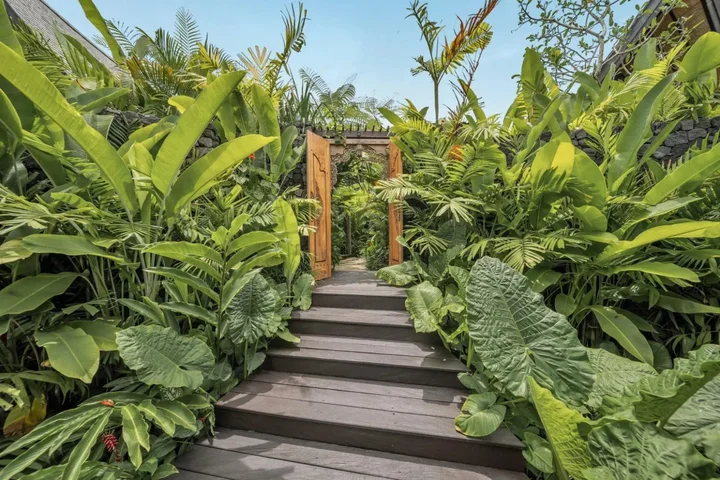 Чангу: Devi Villa Canggu