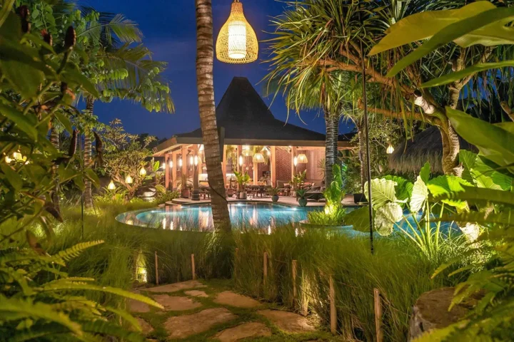 Чангу: Devi Villa Canggu