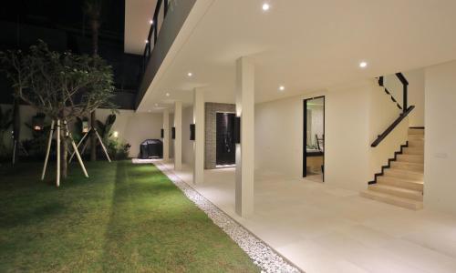 Кута: Villa Aquila Seminyak