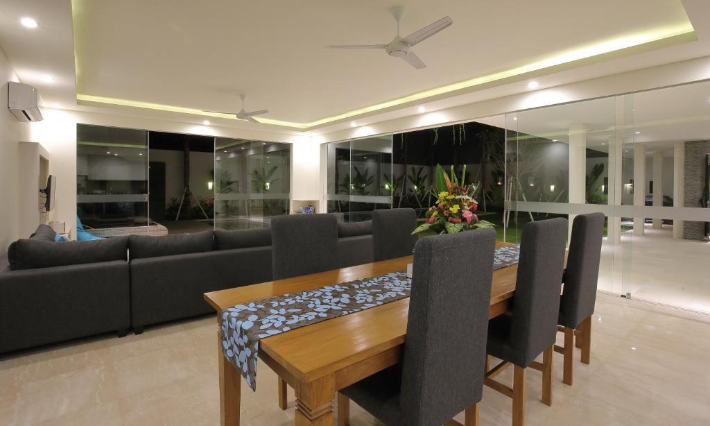 Кута: Villa Aquila Seminyak