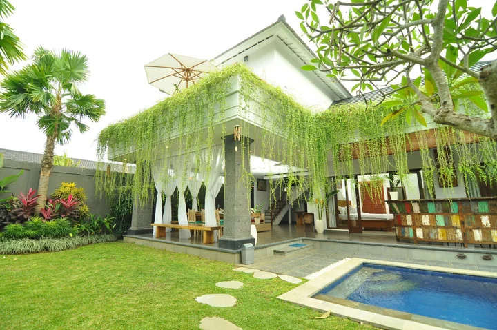 Чангу: Villa Safeer Bali