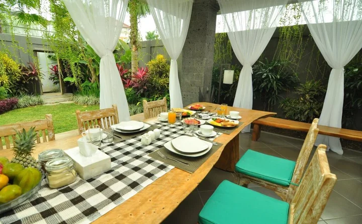 Чангу: Villa Safeer Bali