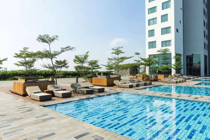 Суракарта: Alila Solo, Java
