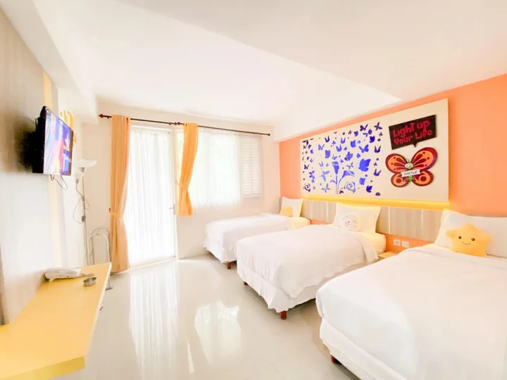 Бату: Transformer Center Hotel