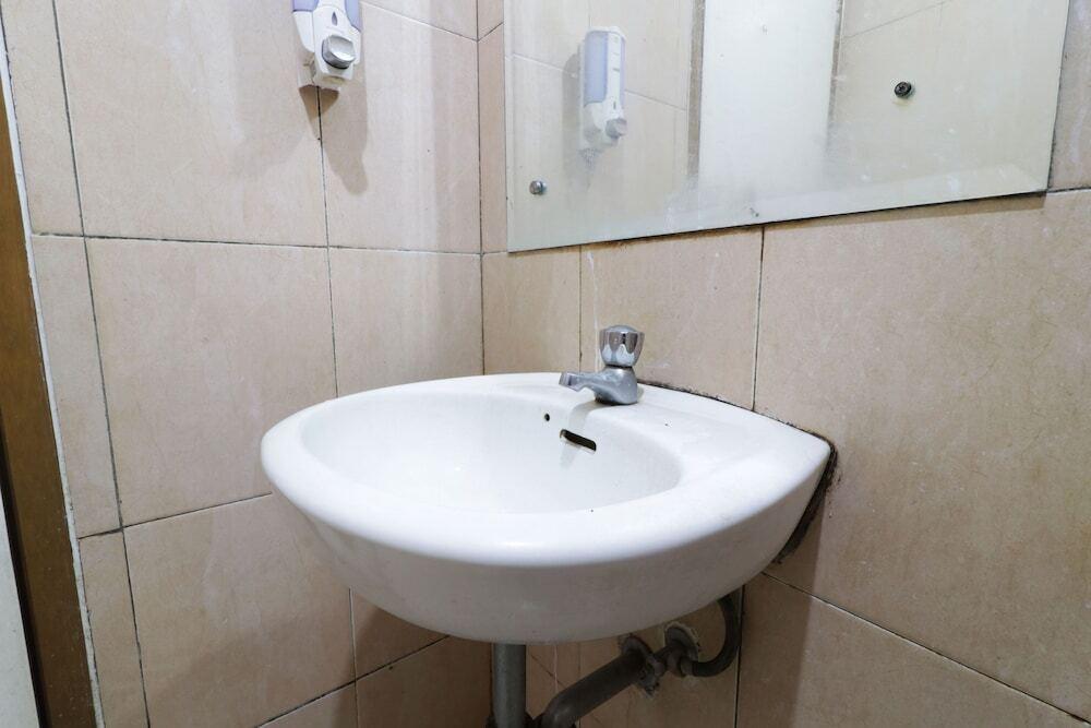 Депок: Ray Apartment (Margonda Residence 2)