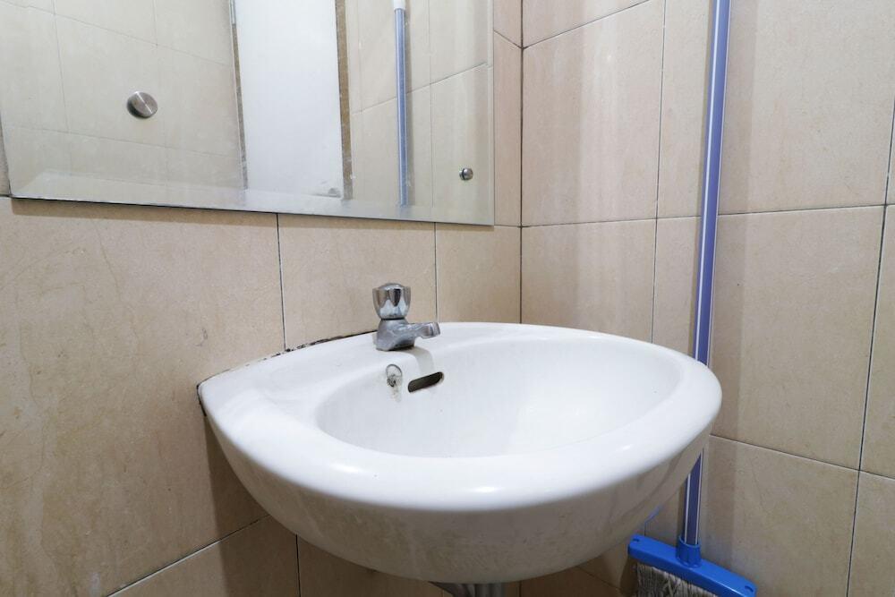 Депок: Ray Apartment (Margonda Residence 2)