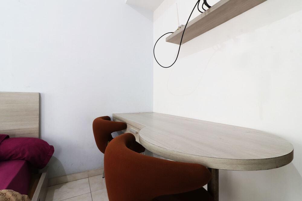Депок: Ray Apartment (Margonda Residence 2)