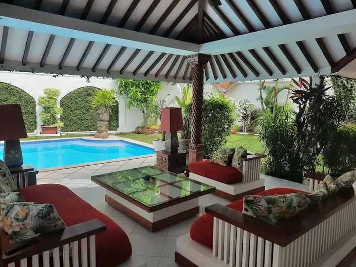 Батуретно: Yogyakarta Tropicana Villa