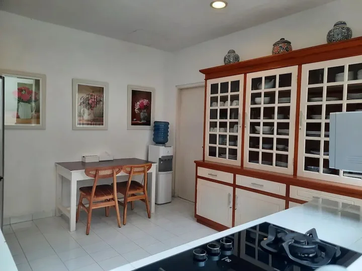 Батуретно: Yogyakarta Tropicana Villa