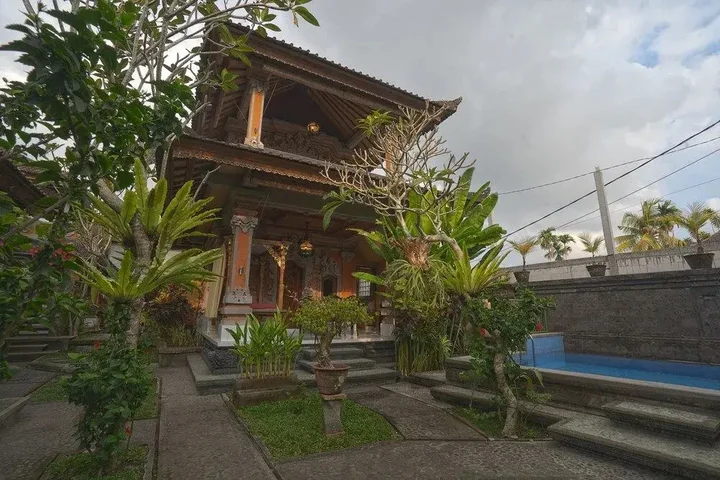Убуд: Aura Bisma Ubud