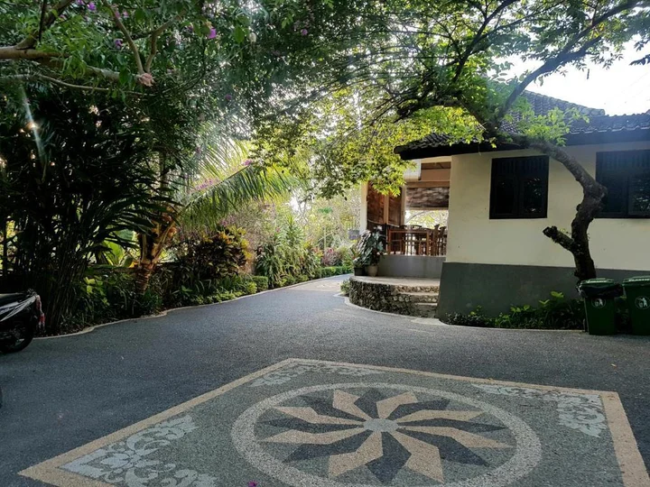 Пекату: Tregge Surf Camp Uluwatu