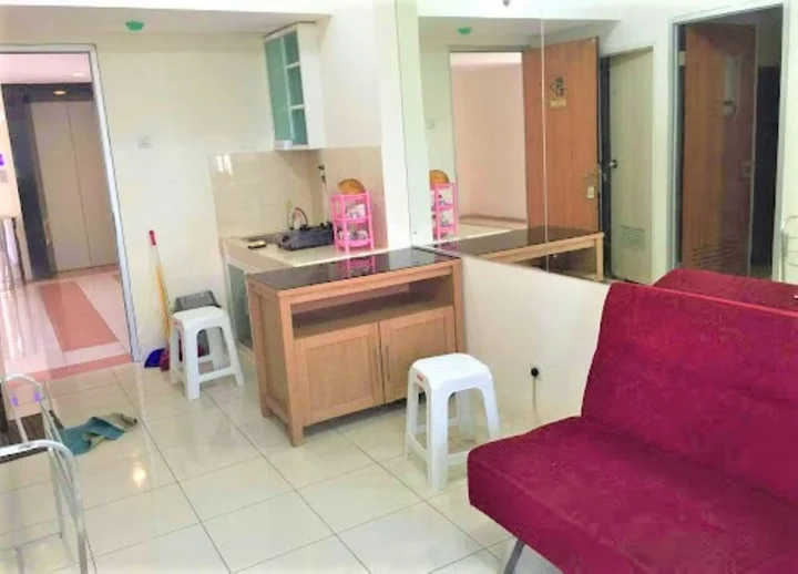 Сурабая: Apartement Puncak Permai Tower A by Nur Faizah