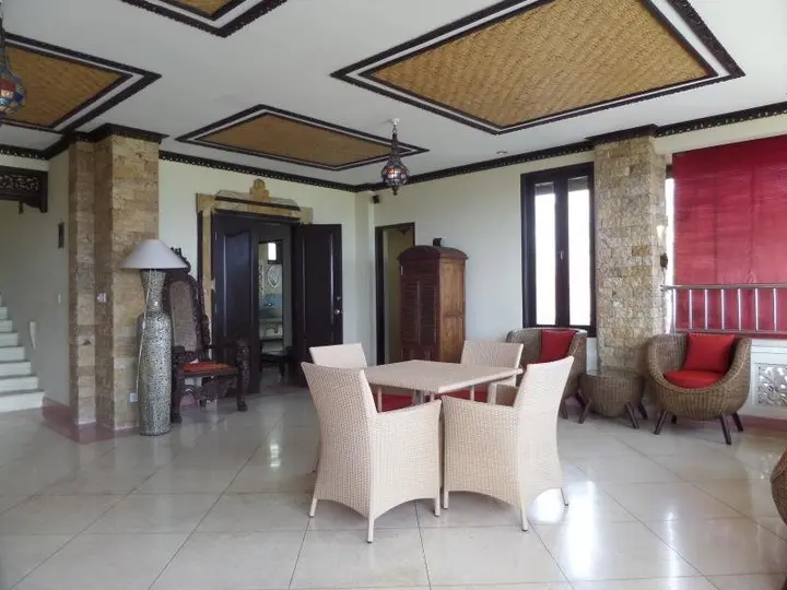 Унгасан: Villa Timbangan