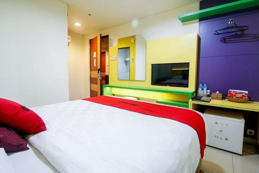 Банджармасин: RedDoorz Plus near Universitas Lambung Mangkurat