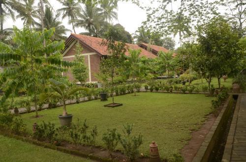 Боробудур: Rumah Catra