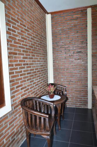 Боробудур: Rumah Catra