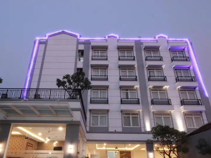 Summer Quest Hotel — фото 1