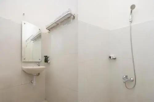 Депок: Shabrina Homestay Syariah