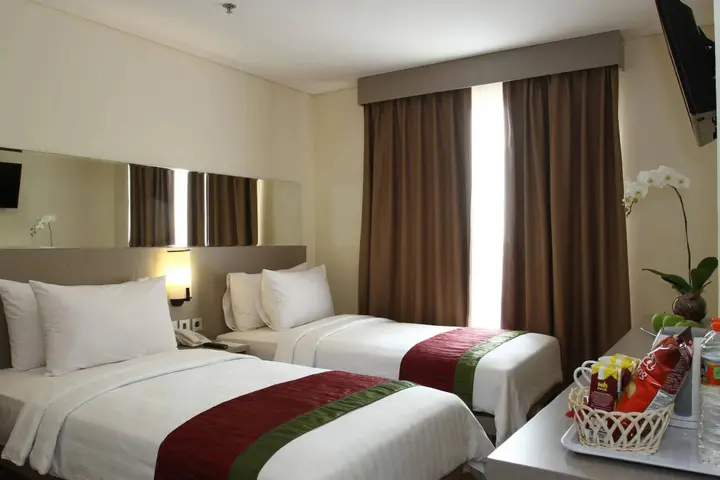 Тангеранг: Siti Hotel