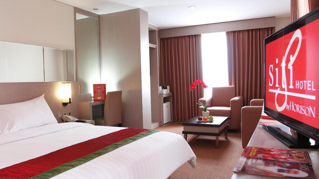 Тангеранг: Siti Hotel