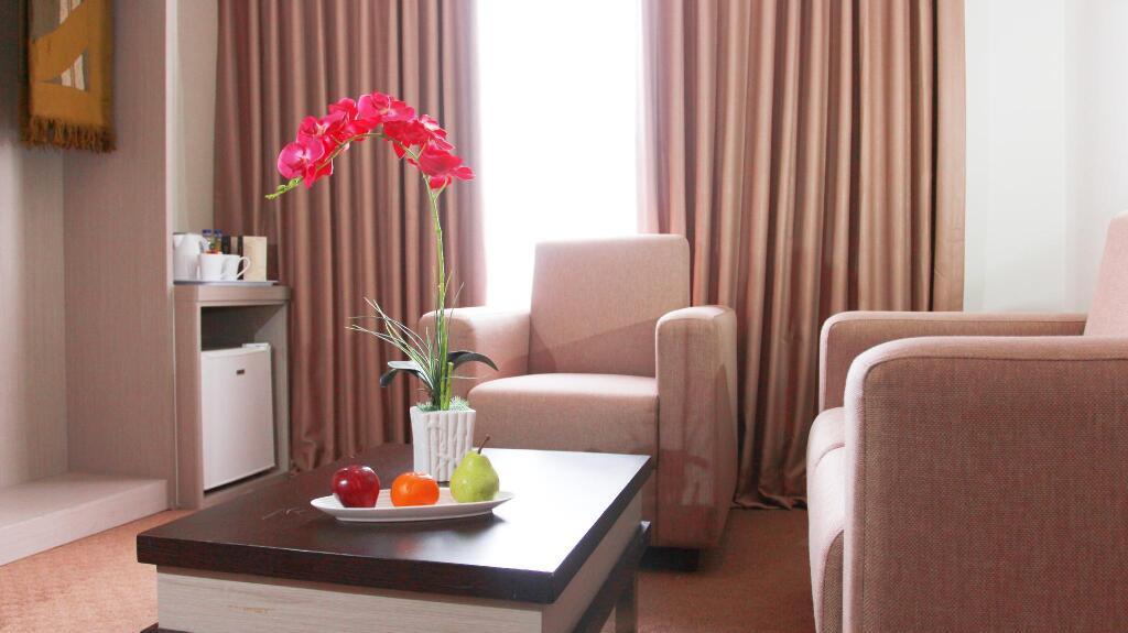 Тангеранг: Siti Hotel