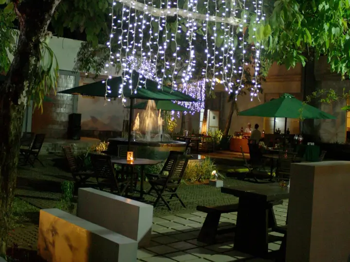 Депок: Bumi Wiyata Hotel
