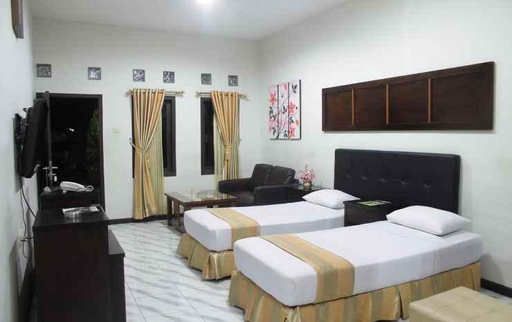Караванг: Hotel Grand Pangestu