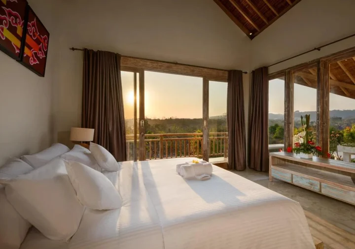 Джимбаран: Adinda Balangan Beach Villa