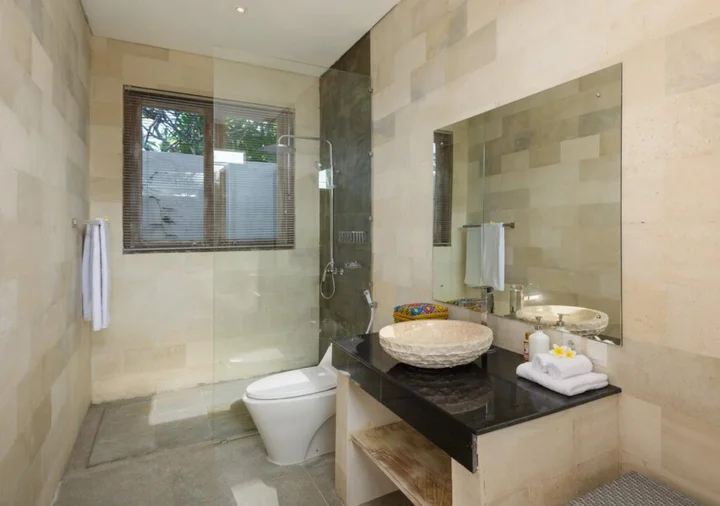 Джимбаран: Adinda Balangan Beach Villa