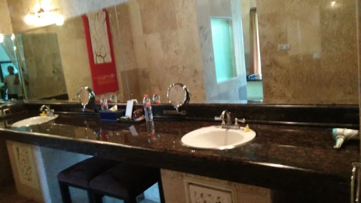 Беноа: Royal Pool Villa Club
