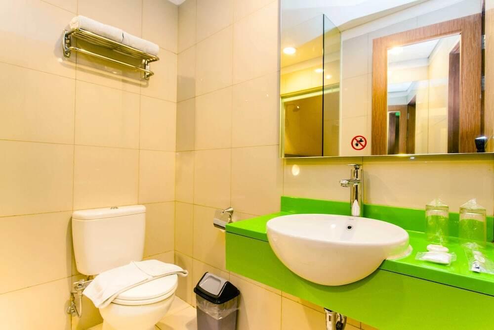 Джакарта: ZEN Premium Pancoran Pomelotel
