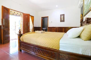 Лембонган-Айленд: Puri Nusa Beach Hotel