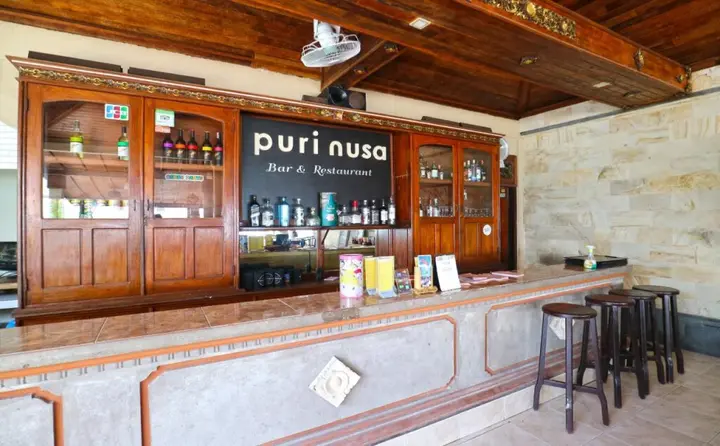 Лембонган-Айленд: Puri Nusa Beach Hotel
