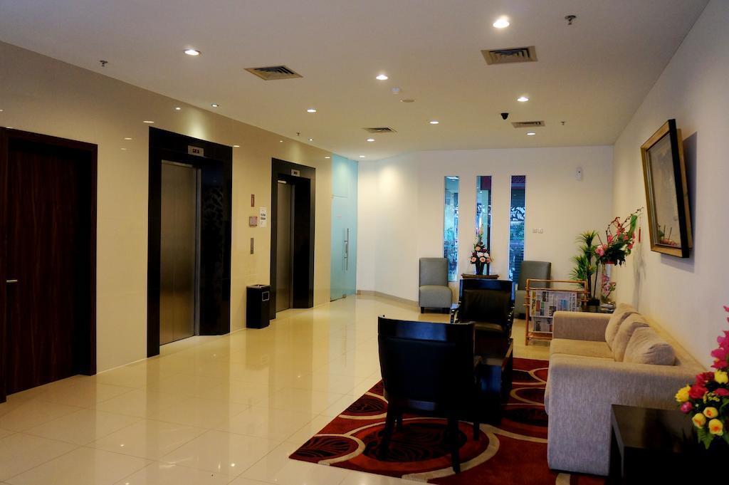 Пеканбару: Ameera Hotel