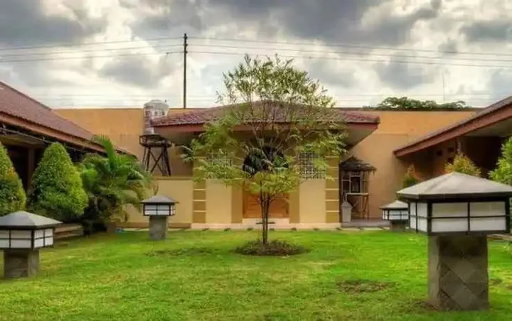 Суракарта: Kartika Syariah Guest House