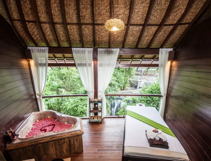 Сукавати: Sanctoo Suites and Villas