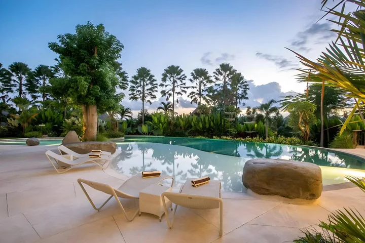 Сукавати: Sanctoo Suites and Villas